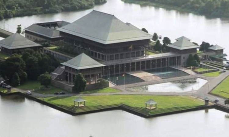 මන්ත්‍රී වරුන්ගේ විශ්‍රාම වැටුප් අහෝසි කිරීමේ කෙටුම්පත ලබන 17 වැනිදා විවාදයට